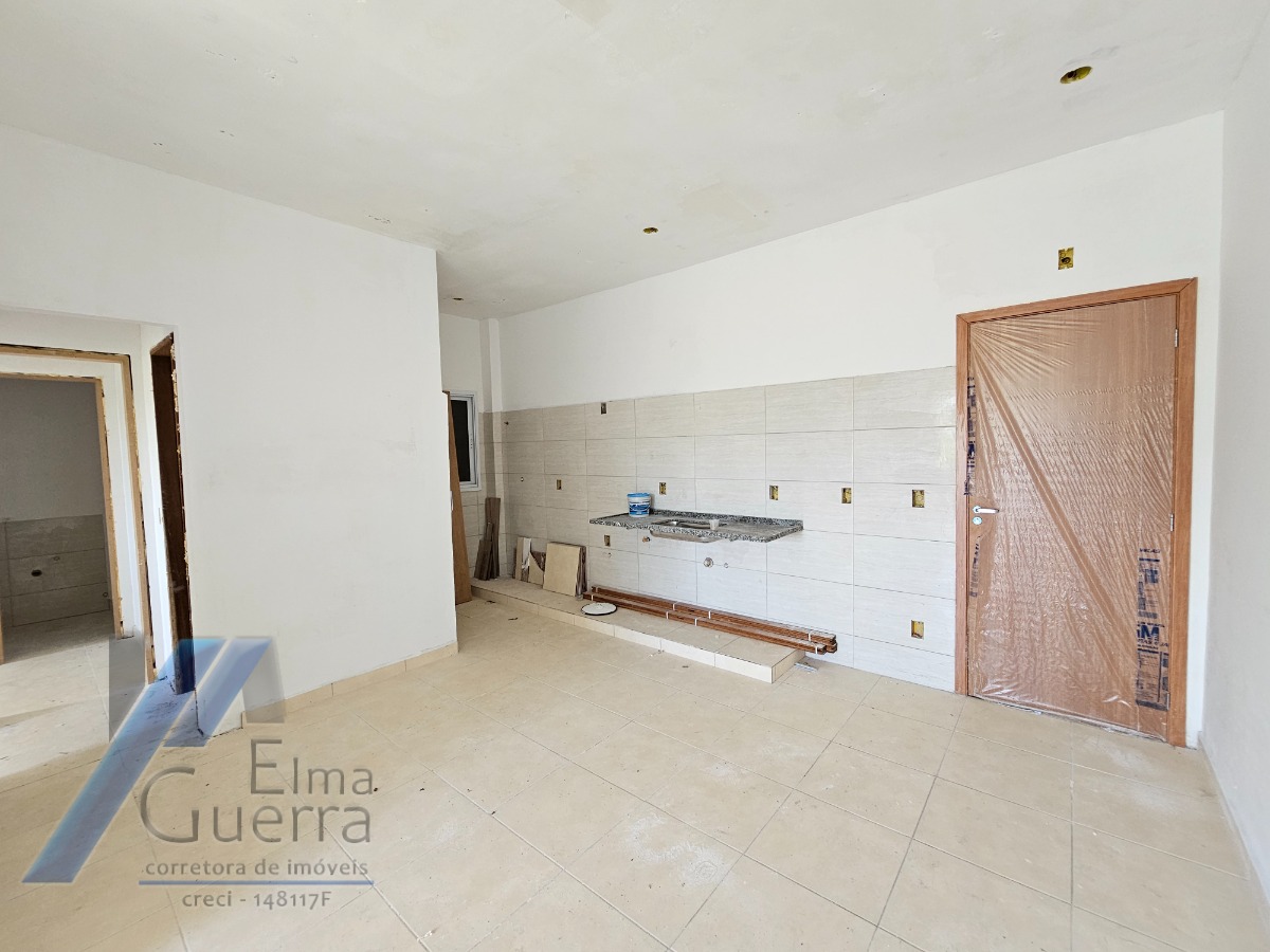 Ubatuba - Pereque açu - Apartamento com 02 dormitórios sendo 01 suíte e área de lazer.