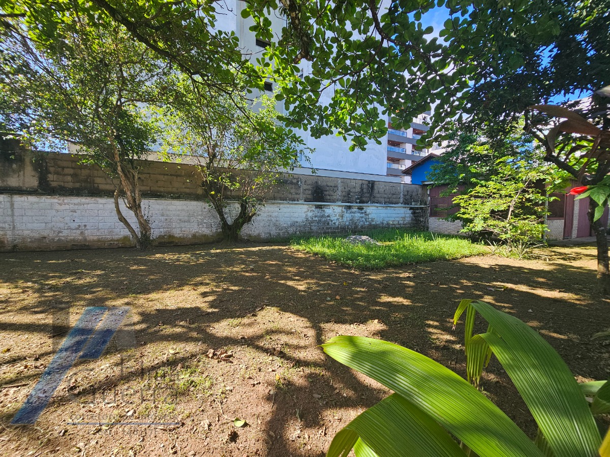 Terreno, 300 m² - Foto 1