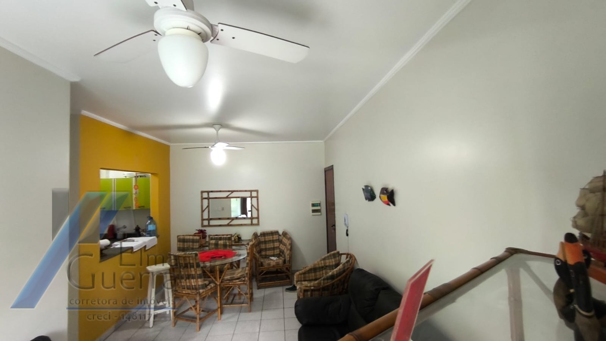 Ubatuba, Praia Grande - apartamento com 02 dormitórios sendo 01 suíte e área de lazer.