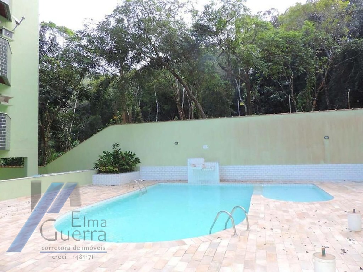 Ubatuba, Praia Grande - apartamento com 02 dormitórios sendo 01 suíte e área de lazer.