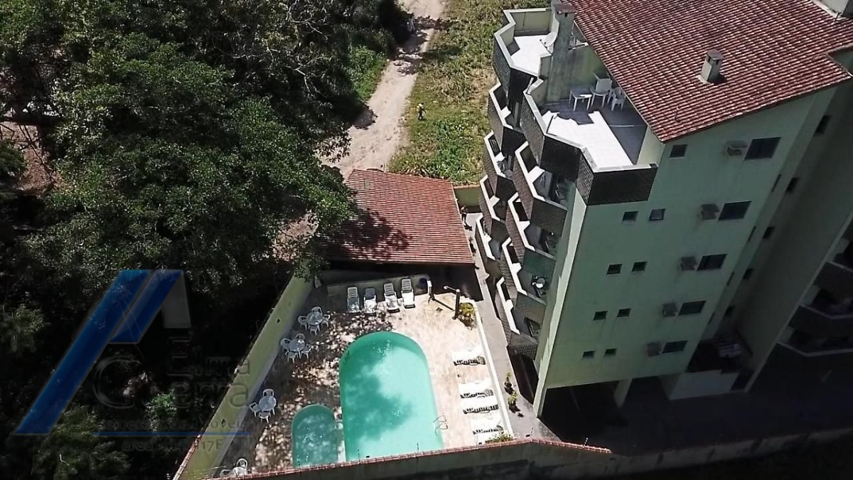 Ubatuba, Praia Grande - apartamento com 02 dormitórios sendo 01 suíte e área de lazer.
