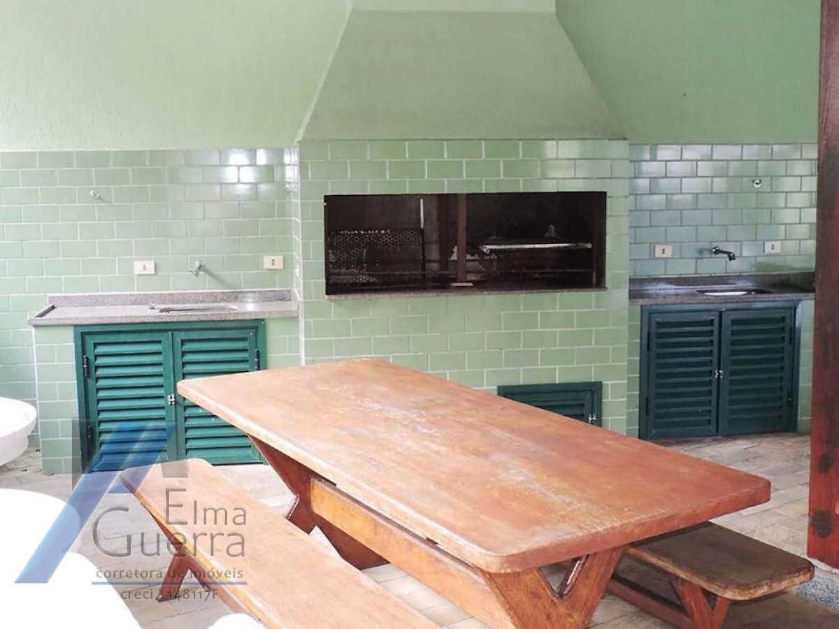 Ubatuba, Praia Grande - apartamento com 02 dormitórios sendo 01 suíte e área de lazer.