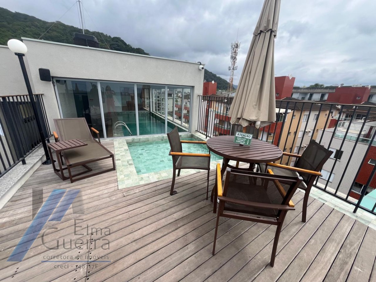 Ubatuba, Praia Grande - Apartamento com vista para o mar, com 02 dormitórios e área de lazer completa..