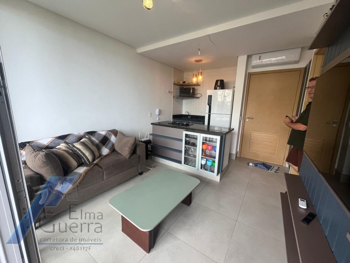 Ubatuba, Praia Grande - Apartamento com vista para o mar, com 02 dormitórios e área de lazer completa..