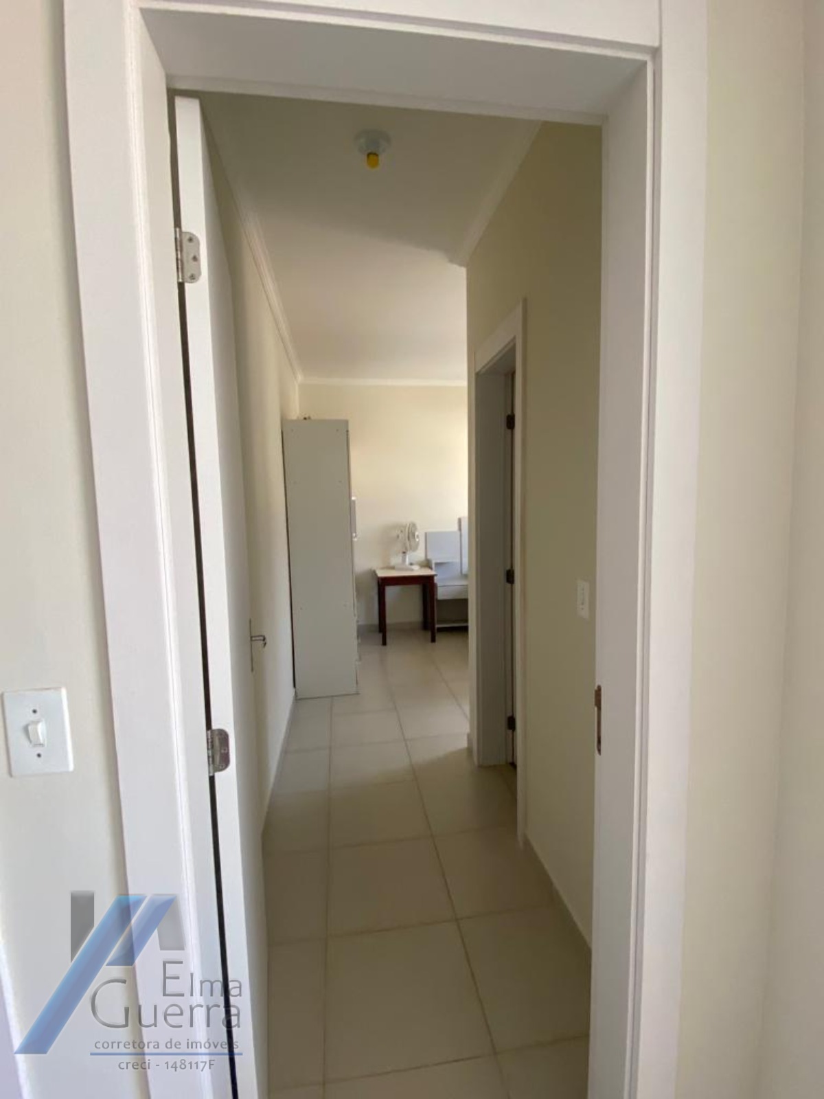 Ubatuba, Centro - Apartamento de 02 dormitórios sendo 01 suíte e área de lazer.