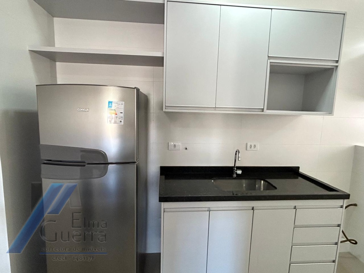 Ubatuba, centro, Apartamento com 02 dormitórios sendo 01 suíte com área de lazer.
