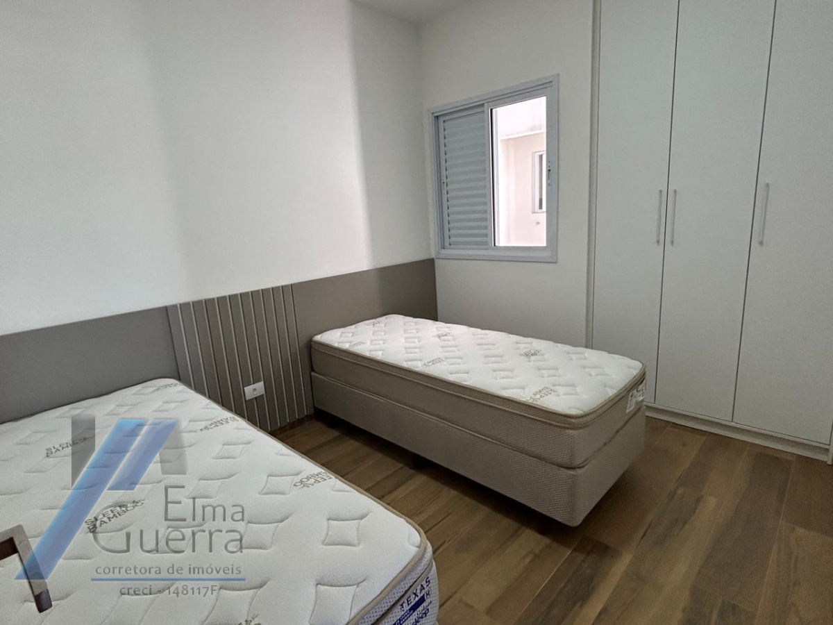 Ubatuba, centro, Apartamento com 02 dormitórios sendo 01 suíte com área de lazer.
