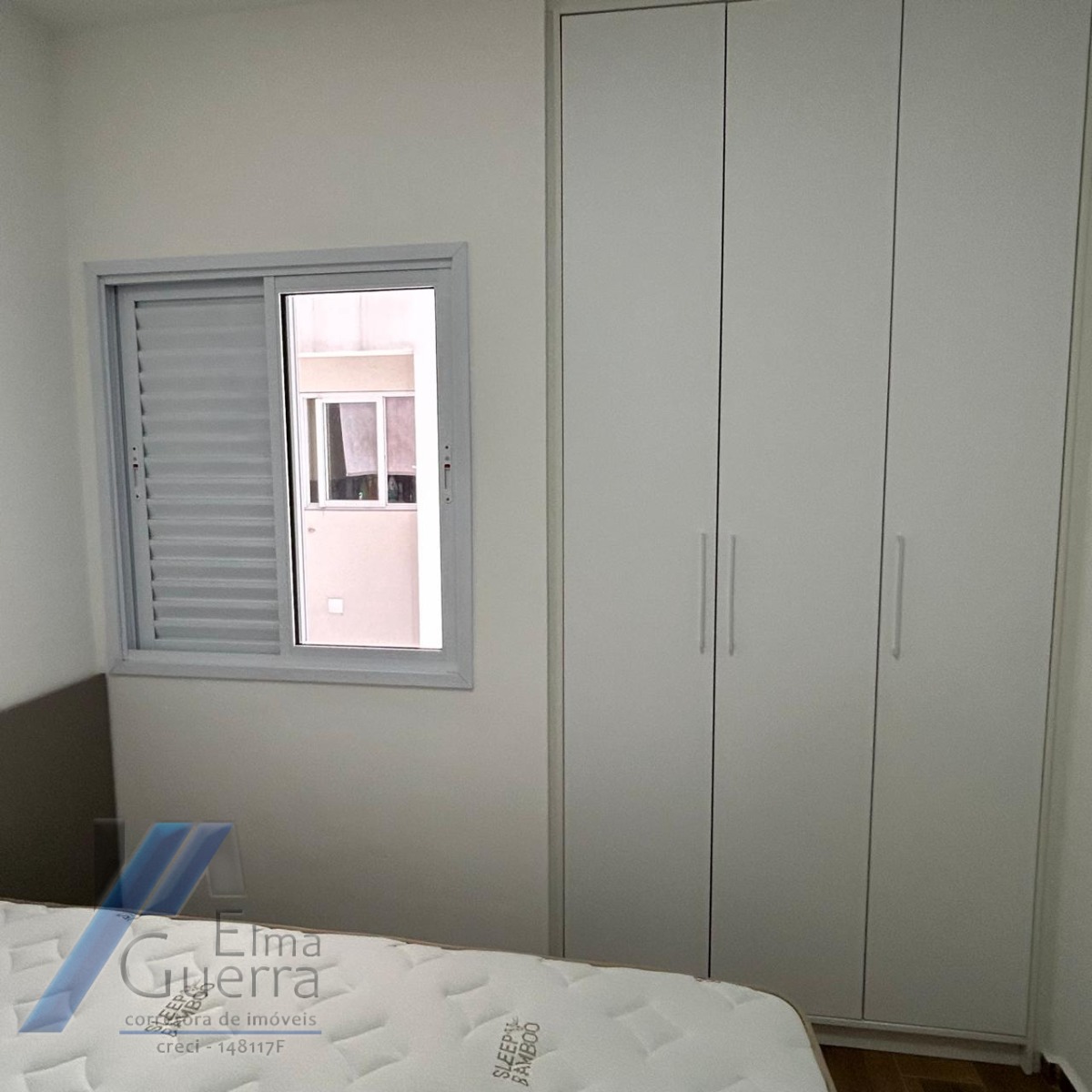 Ubatuba, centro, Apartamento com 02 dormitórios sendo 01 suíte com área de lazer.