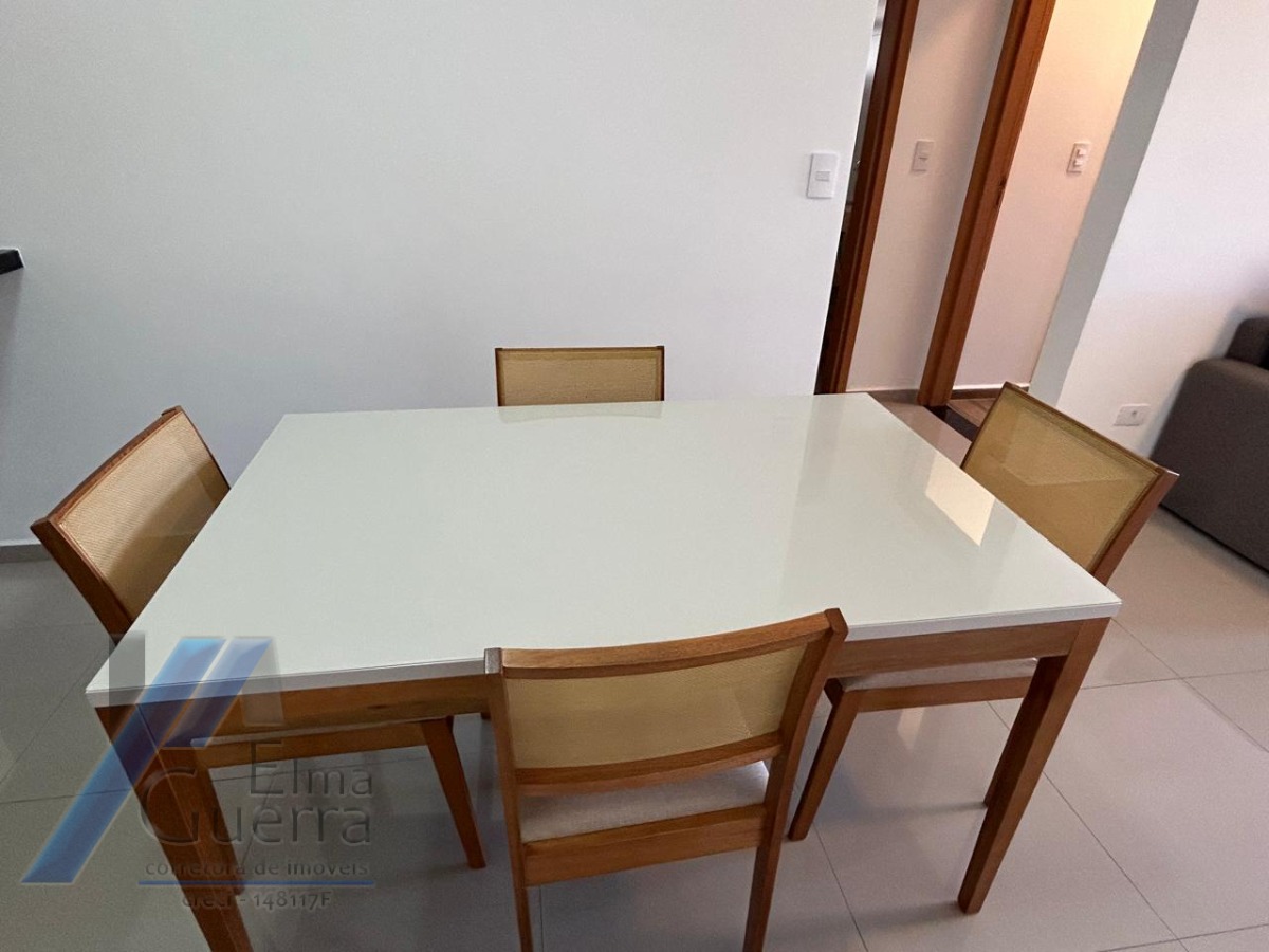 Ubatuba, centro, Apartamento com 02 dormitórios sendo 01 suíte com área de lazer.