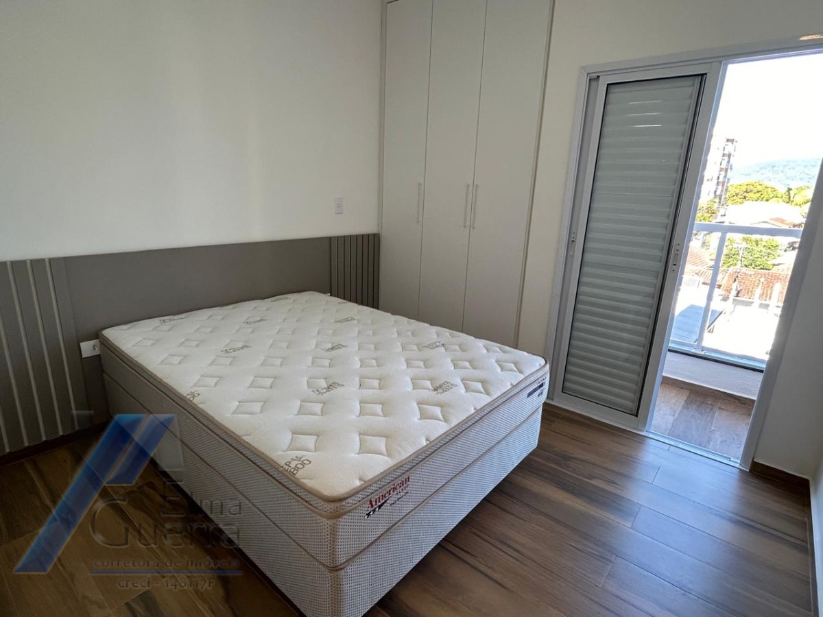 Ubatuba, centro, Apartamento com 02 dormitórios sendo 01 suíte com área de lazer.
