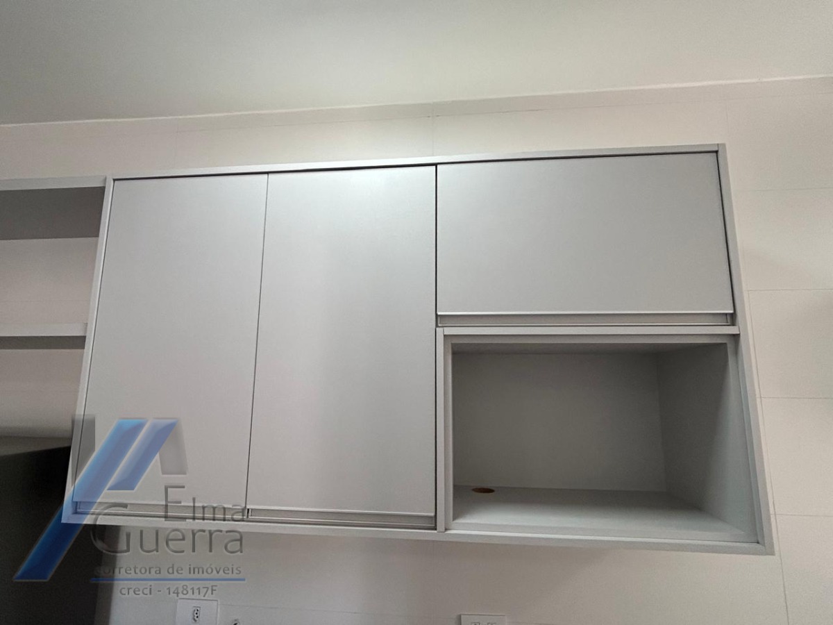 Ubatuba, centro, Apartamento com 02 dormitórios sendo 01 suíte com área de lazer.