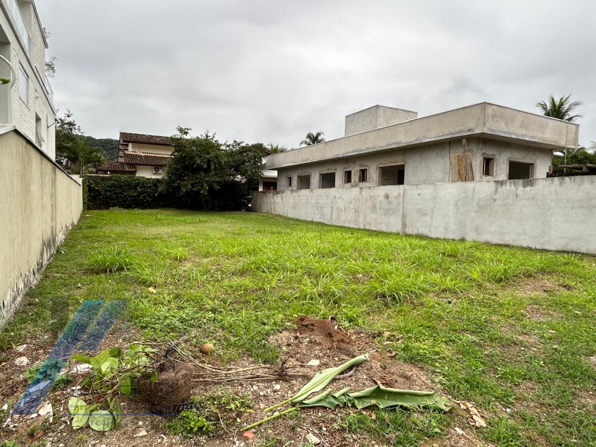 Ubatuba, Condomínio Villas - Terreno 312 m2, documento, ok.