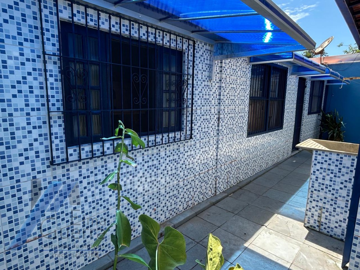 Ubatuba, Pereque Açu - Casa com 03 dormitórios sendo 01 suíte e área de lazer.