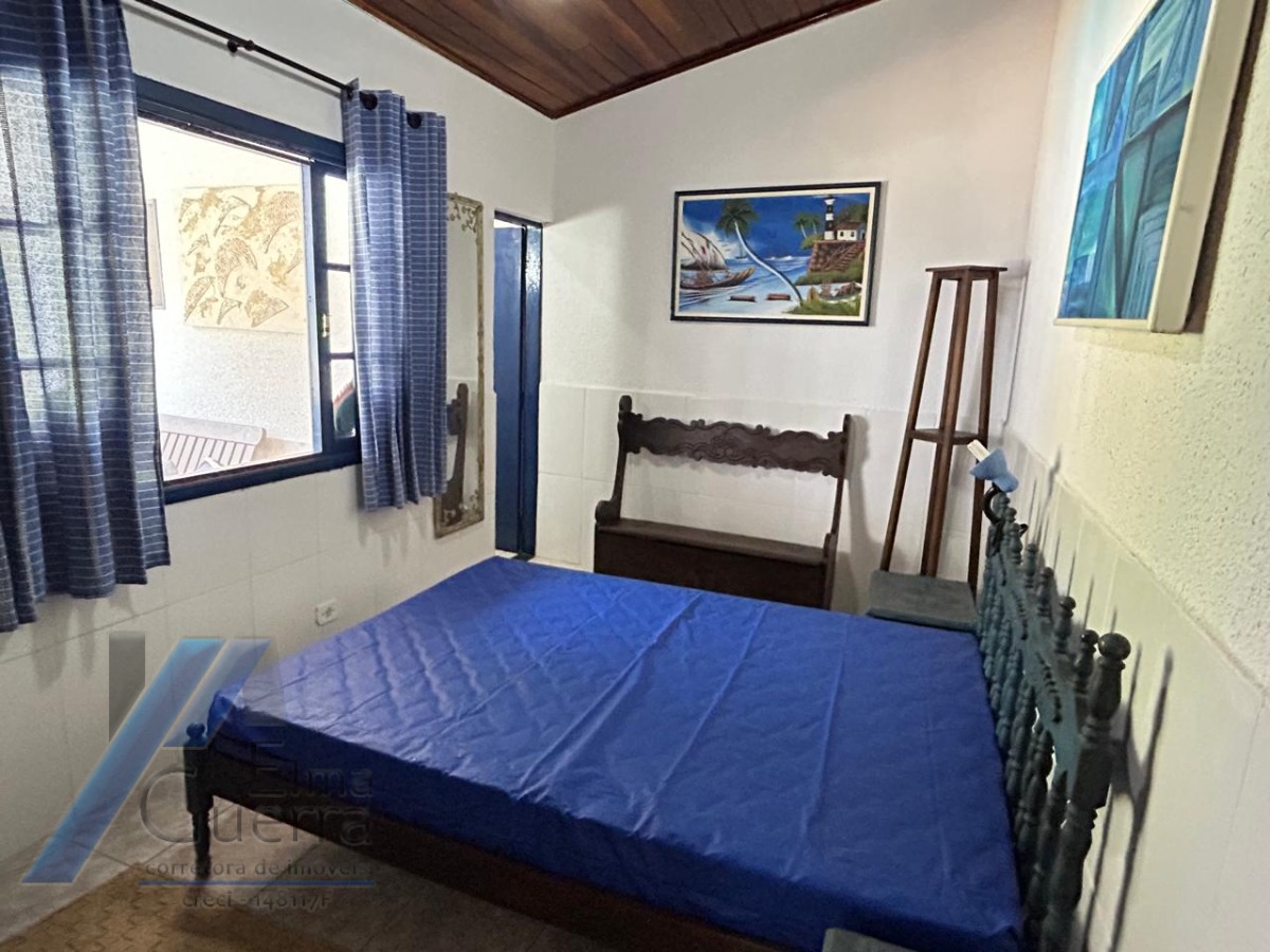 Ubatuba, Pereque Açu - Casa com 03 dormitórios sendo 01 suíte e área de lazer.