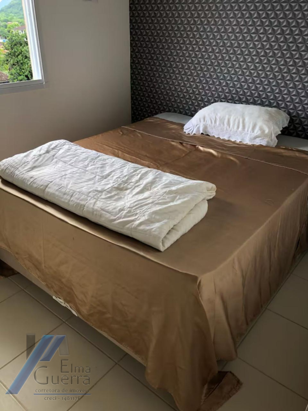 Ubatuba, Pereque-Açu - Apartamento bem localizado, 75m2 útil, 02 Dorms sendo 01 suíte e área de lazer.