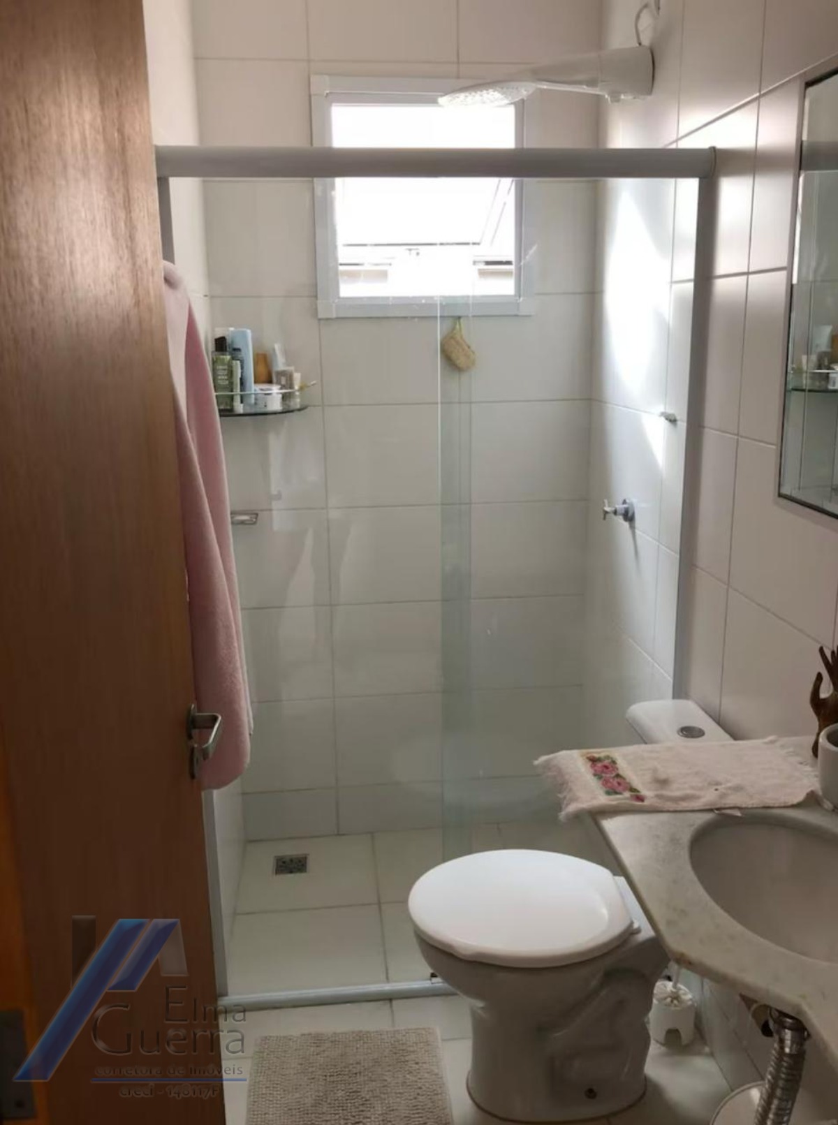 Ubatuba, Pereque-Açu - Apartamento bem localizado, 75m2 útil, 02 Dorms sendo 01 suíte e área de lazer.
