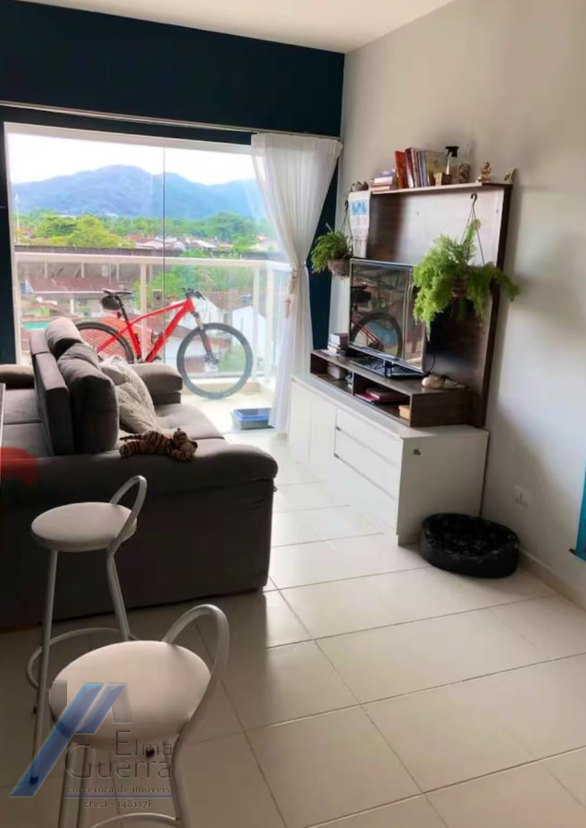 Ubatuba, Pereque-Açu - Apartamento bem localizado, 75m2 útil, 02 Dorms sendo 01 suíte e área de lazer.
