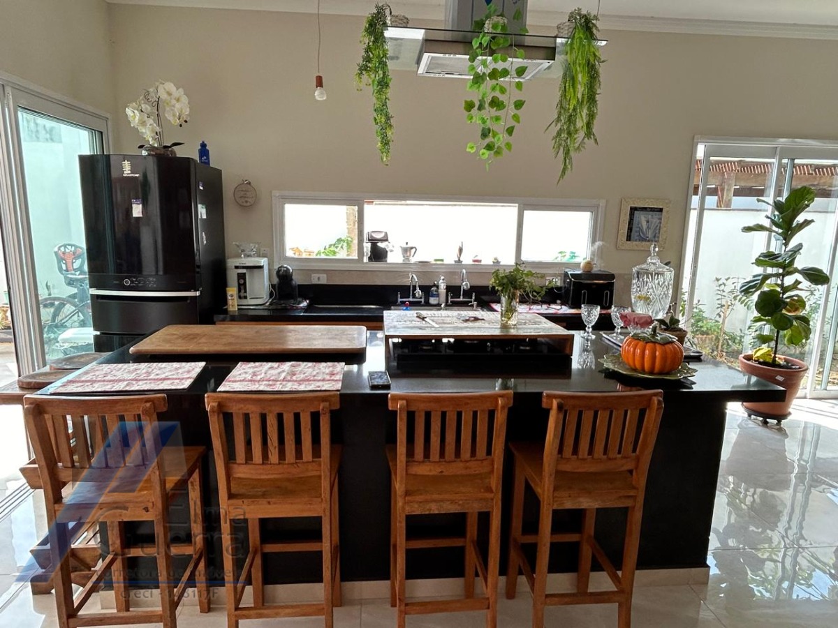 Casa, 4 quartos, 302 m² - Foto 20