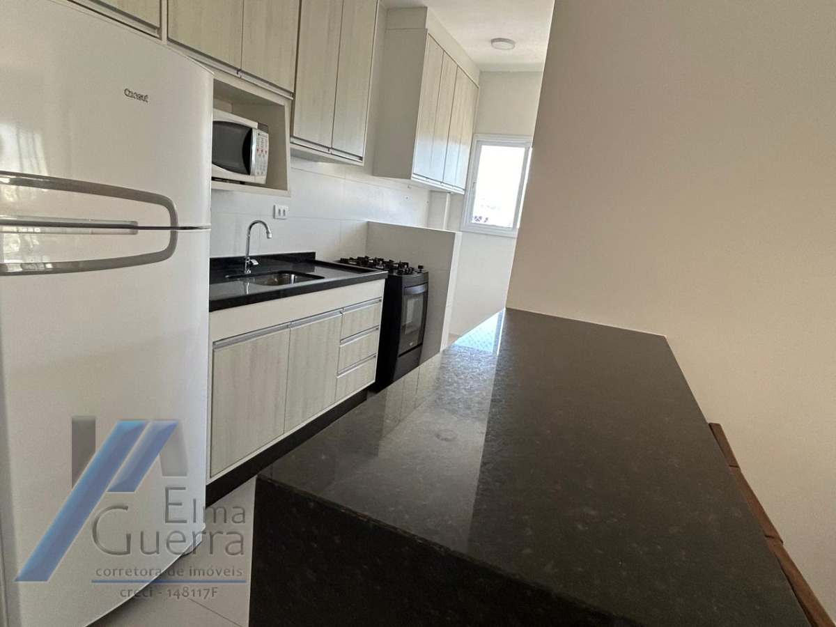 Ubatuba, centro, Apartamento mobiliado com 02 dormitórios sendo 01 suíte com área de lazer.