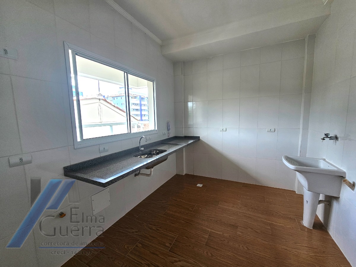 Ubatuba, Itaguá - Apartamento novo segundo andar andar com 02 dormitórios sendo 01 suíte, bem localizado com área de lazer.