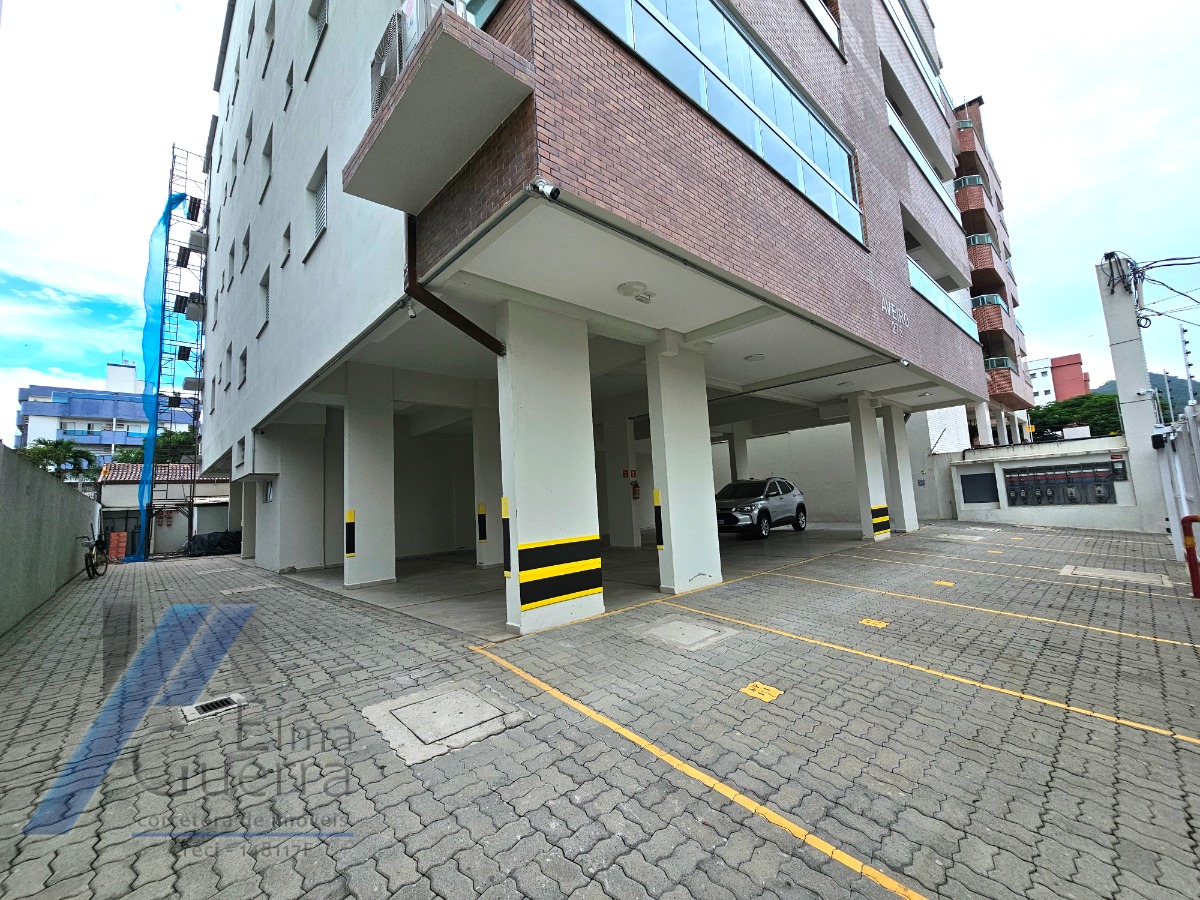 Ubatuba, Itaguá - Apartamento novo segundo andar andar com 02 dormitórios sendo 01 suíte, bem localizado com área de lazer.