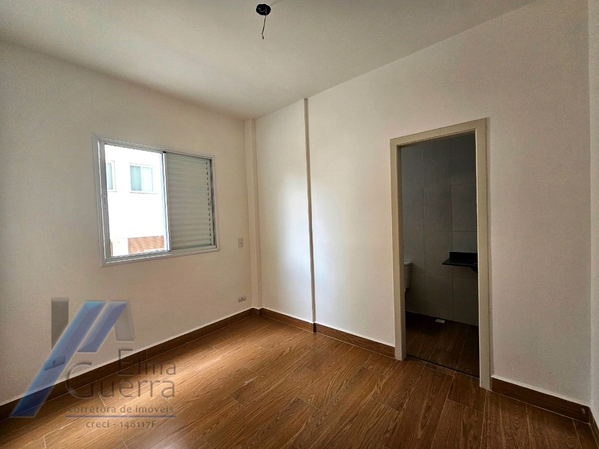 Ubatuba, Itaguá - Apartamento novo segundo andar andar com 02 dormitórios sendo 01 suíte, bem localizado com área de lazer.