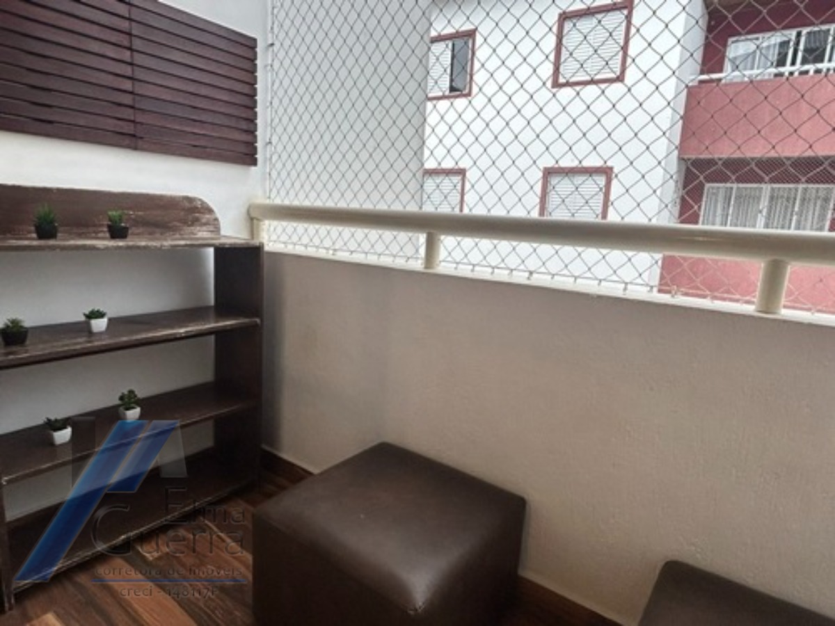 Ubatuba, Centro - Apartamento com 02 suítes e área de lazer.