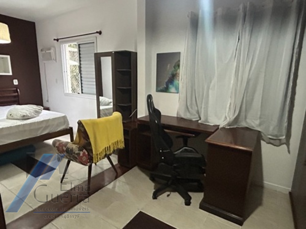 Ubatuba, Centro - Apartamento com 02 suítes e área de lazer.