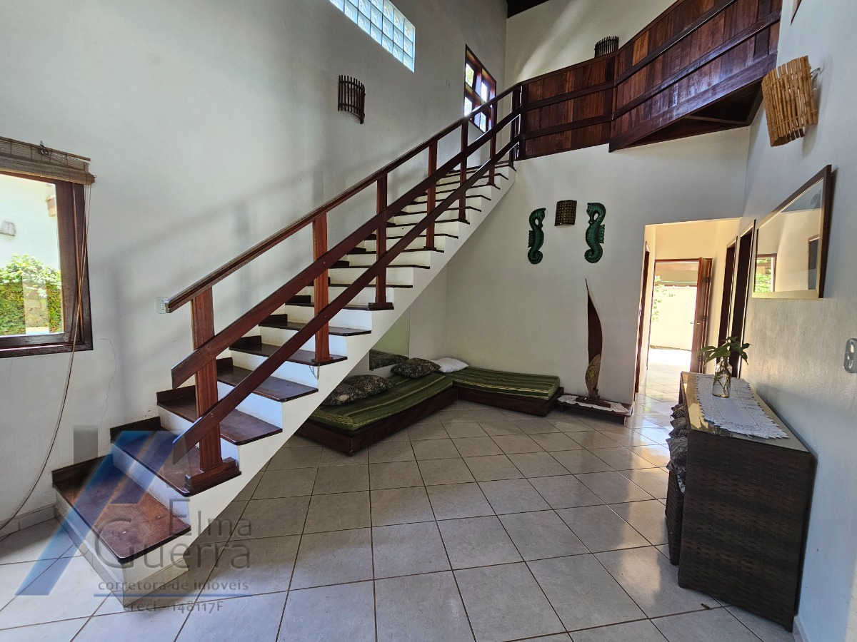 Ubatuba, Itamambuca - Linda casa com 03 dormitórios sendo 01 suíte e 300 metros do mar.