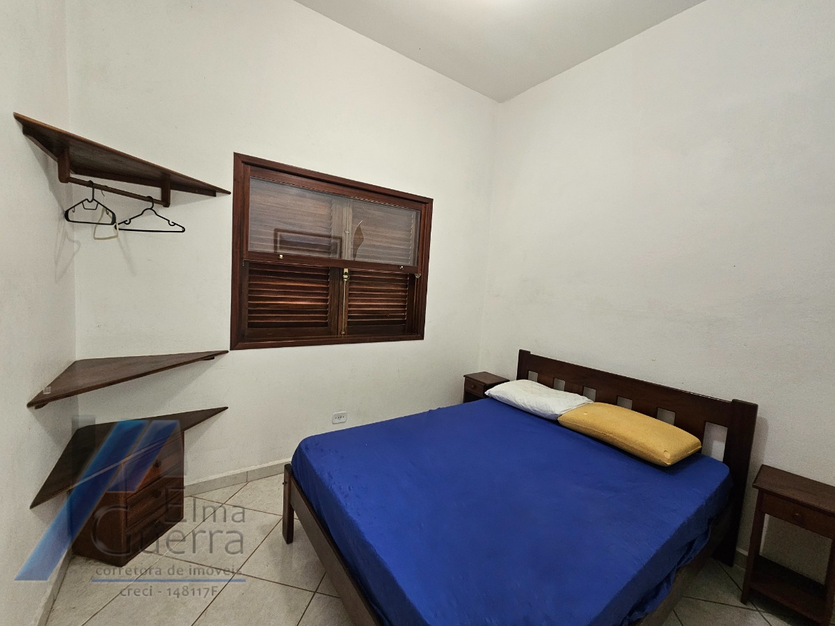 Ubatuba, Itamambuca - Linda casa com 03 dormitórios sendo 01 suíte e 300 metros do mar.