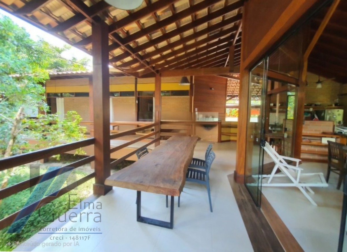 Ubatuba, Itamambuca - Linda casa com 03 suítes a 160 metros do mar.