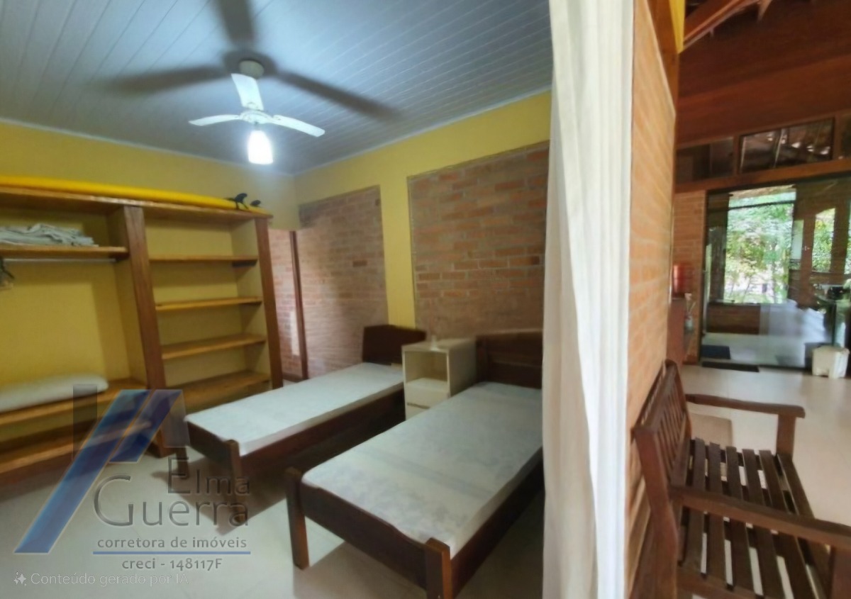 Ubatuba, Itamambuca - Linda casa com 03 suítes a 160 metros do mar.