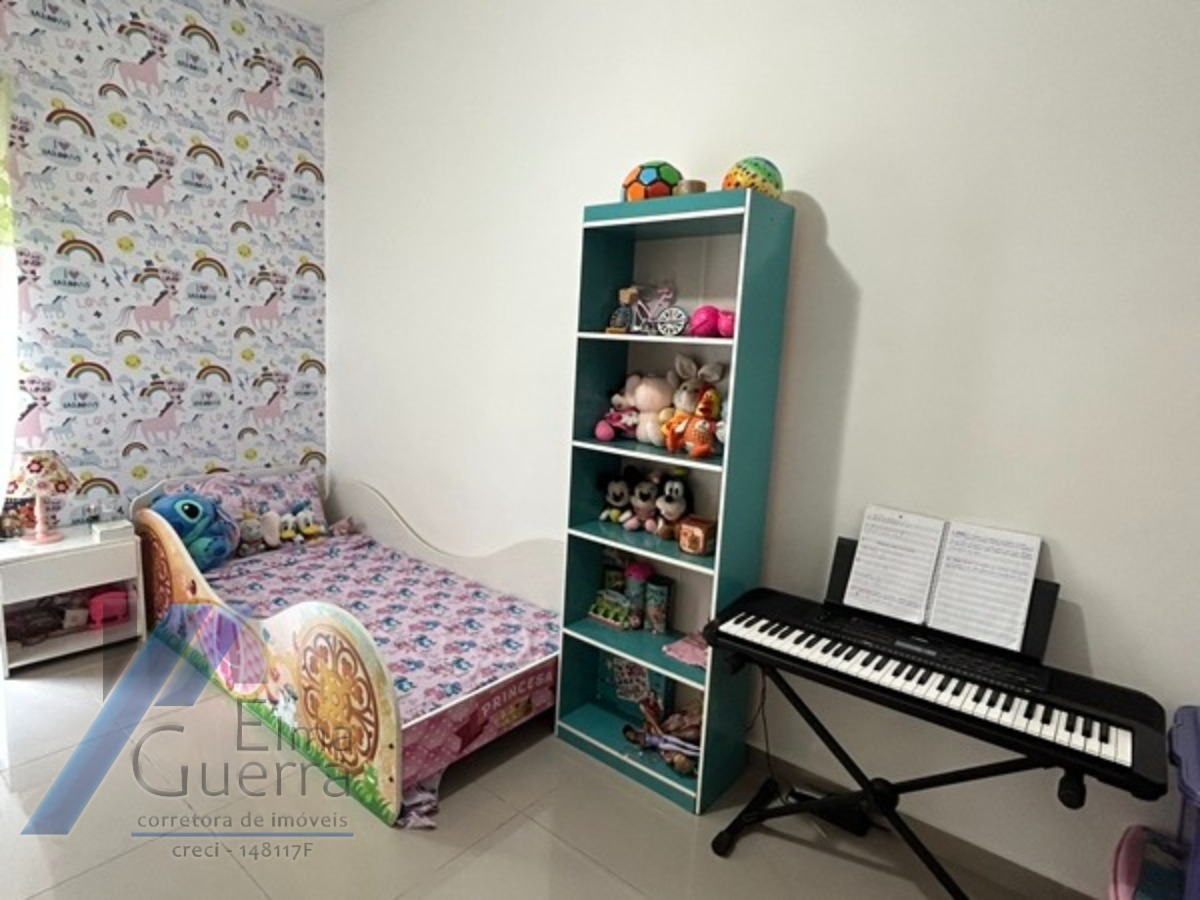Ubatuba, Centro - Apartamento tipo com 03 dormitórios, sendo 01 suíte e área de lazer.