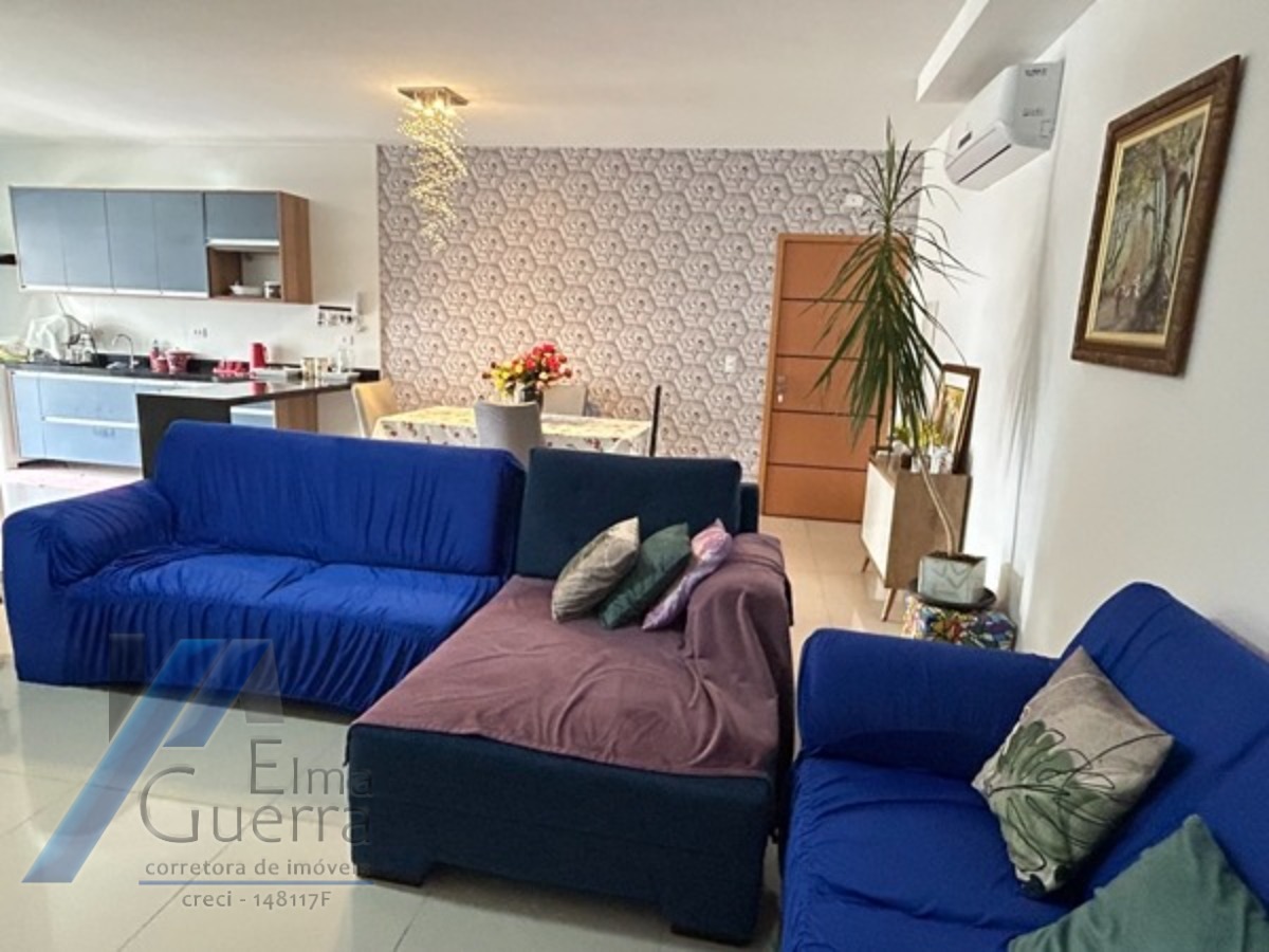 Ubatuba, Centro - Apartamento tipo com 03 dormitórios, sendo 01 suíte e área de lazer.