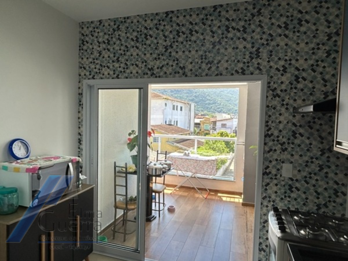 Ubatuba, Centro - Apartamento tipo com 03 dormitórios, sendo 01 suíte e área de lazer.