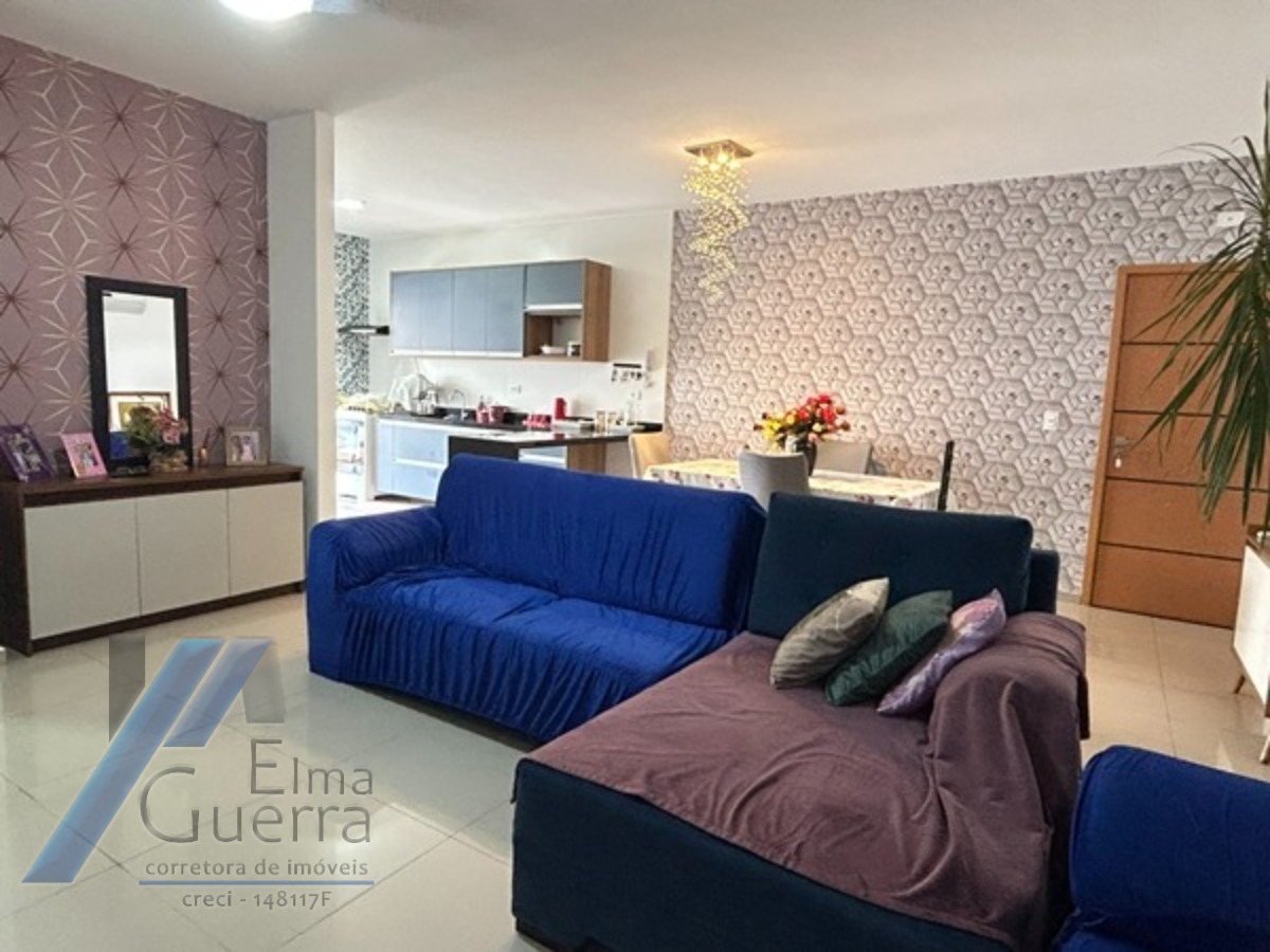 Ubatuba, Centro - Apartamento tipo com 03 dormitórios, sendo 01 suíte e área de lazer.
