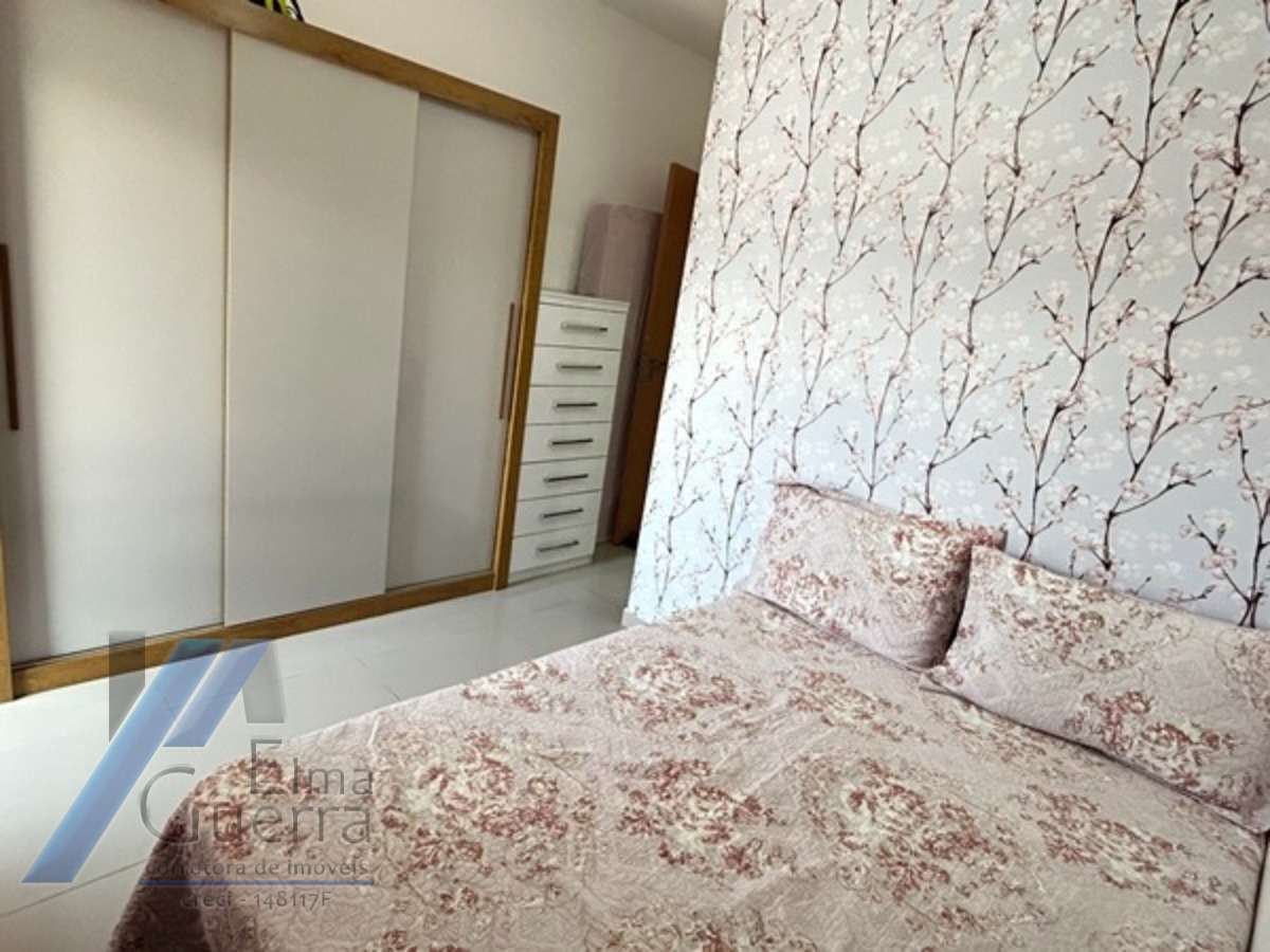 Ubatuba, Centro - Apartamento tipo com 03 dormitórios, sendo 01 suíte e área de lazer.