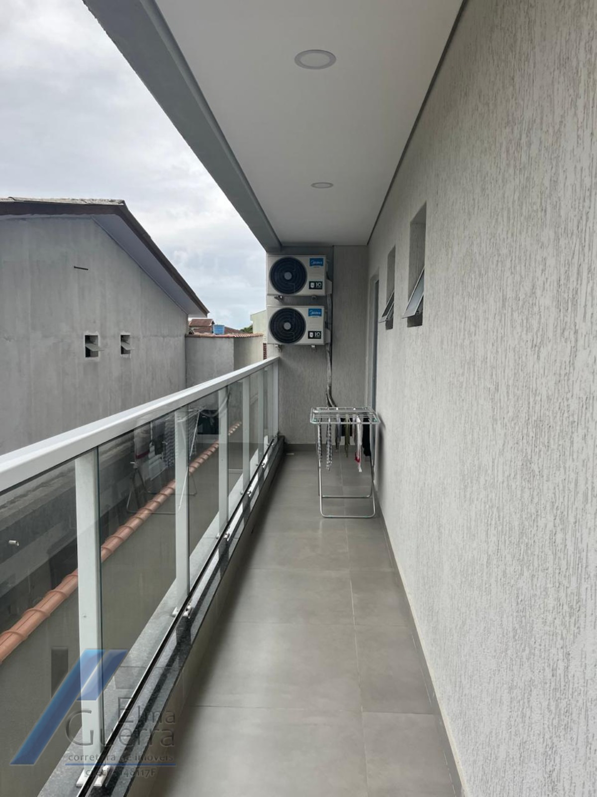 Ubatuba - Pereque açu. Apartamento com 02 dormitórios sendo 01 suíte e área de lazer.
