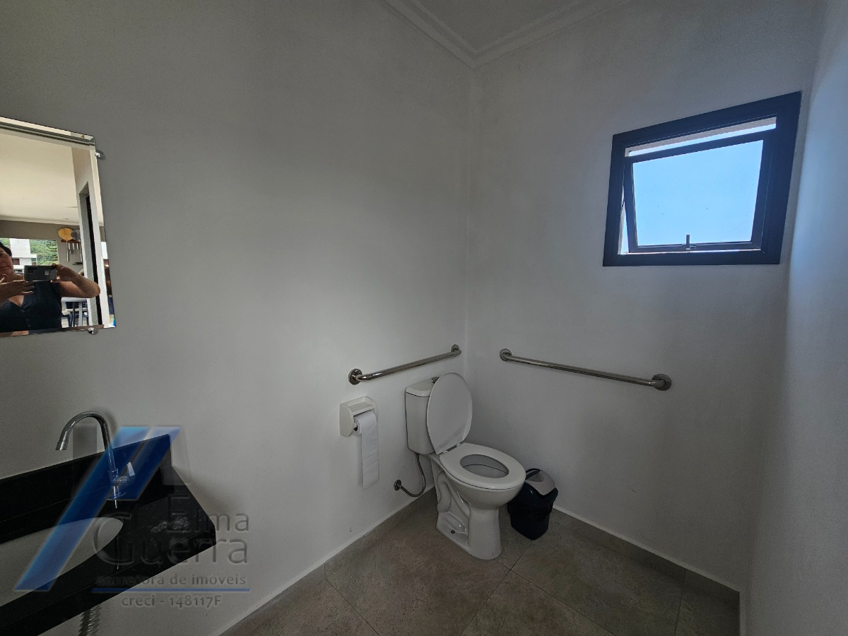 Ubatuba, Itaguá - Apartamento com 02 dormitórios, sendo 02 suítes, área de lazer.