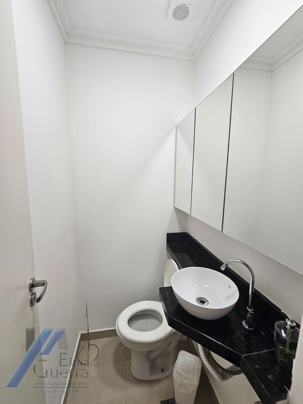 Ubatuba, Itaguá - Apartamento com 02 dormitórios, sendo 02 suítes, área de lazer.