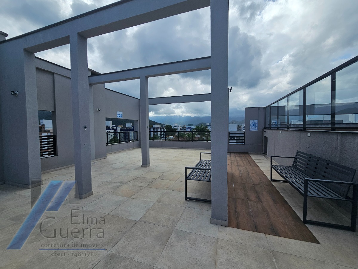 Ubatuba, Itaguá - Apartamento com 02 dormitórios, sendo 02 suítes, área de lazer.