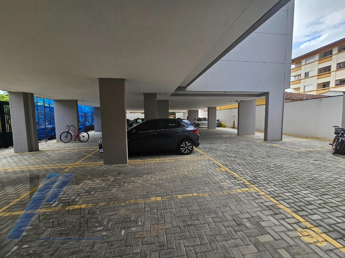 Ubatuba, Itaguá - Apartamento com 02 dormitórios, sendo 02 suítes, área de lazer.