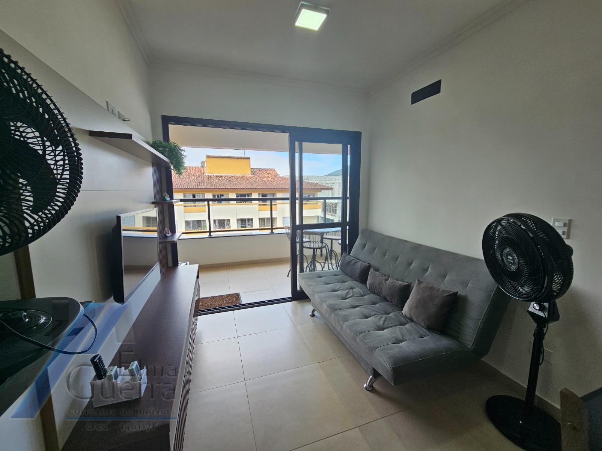 Ubatuba, Itaguá - Apartamento com 02 dormitórios, sendo 02 suítes, área de lazer.
