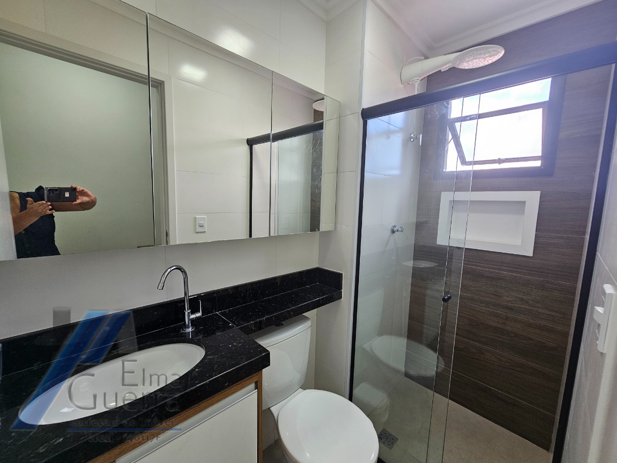 Ubatuba, Itaguá - Apartamento com 02 dormitórios, sendo 02 suítes, área de lazer.