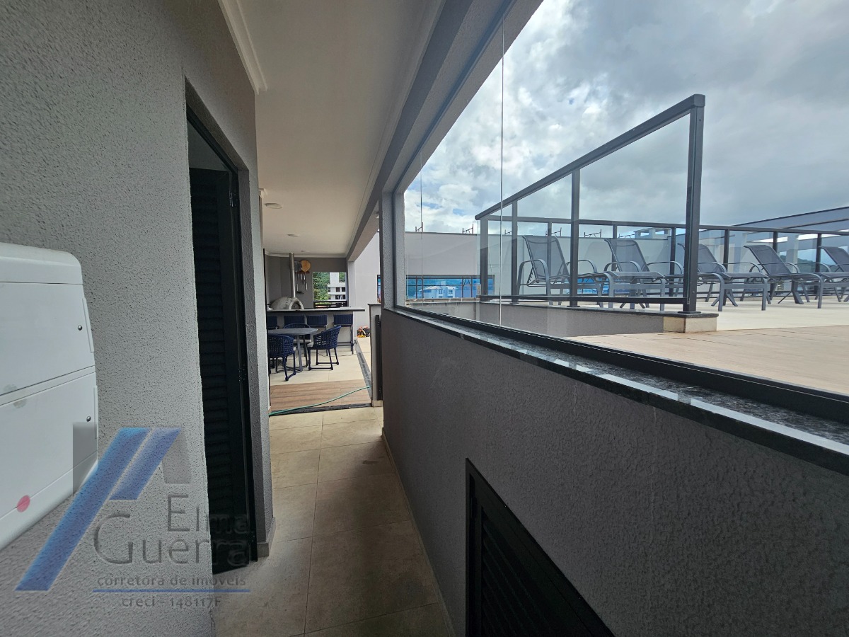 Ubatuba, Itaguá - Apartamento com 02 dormitórios, sendo 02 suítes, área de lazer.
