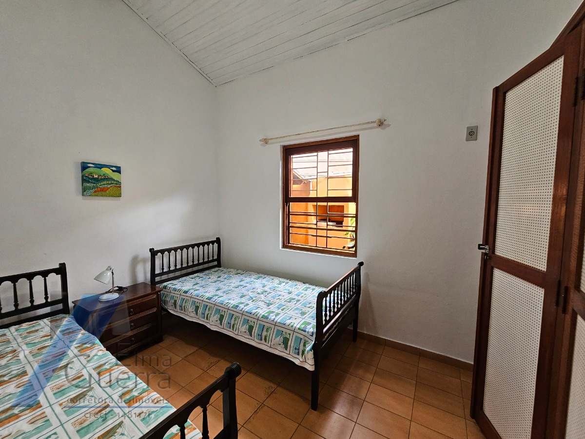 Casa à venda com 3 quartos, 200m² - Foto 32