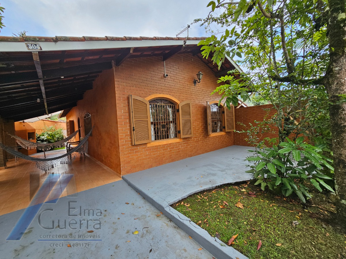 Casa à venda com 3 quartos, 200m² - Foto 8