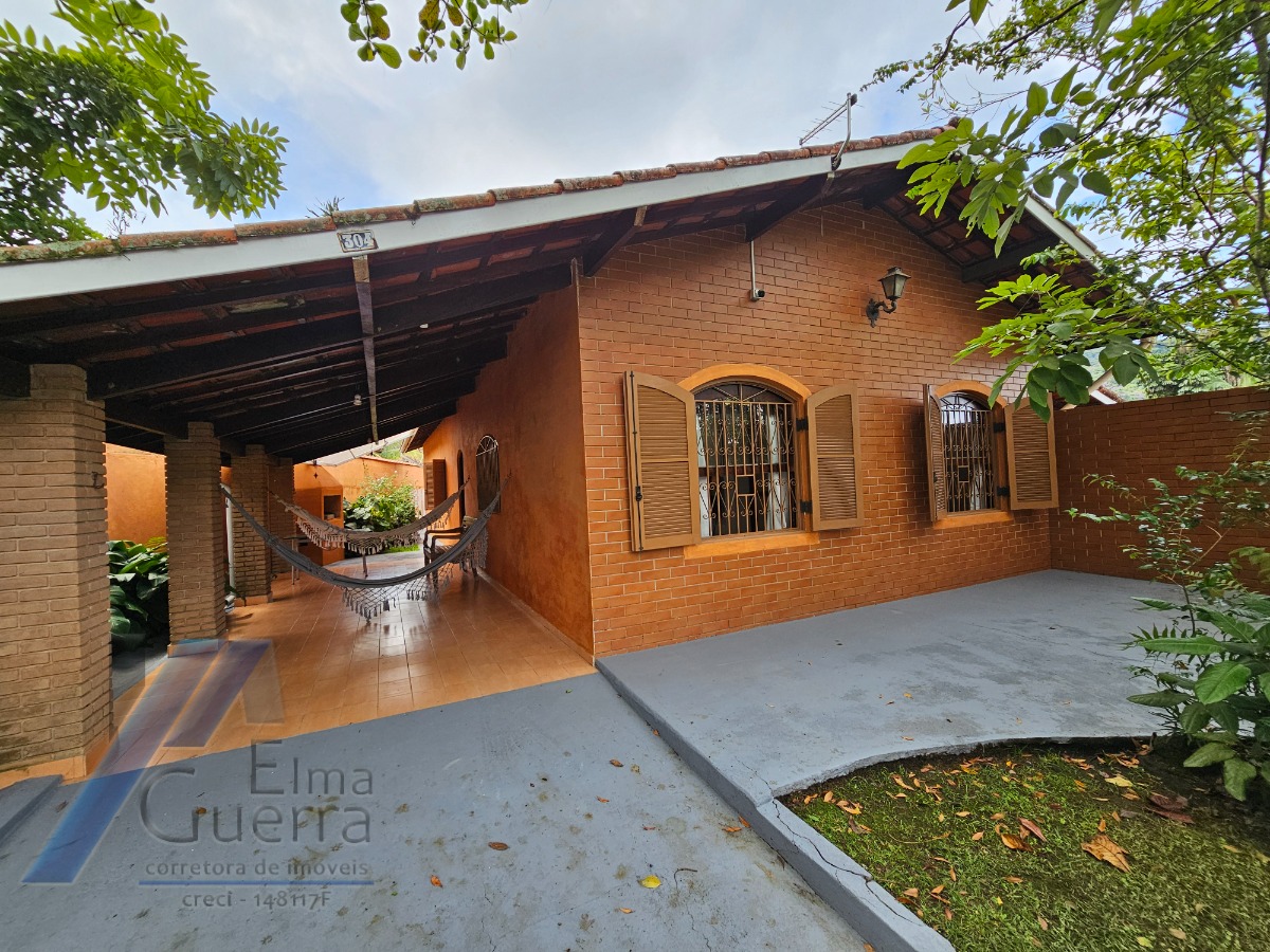 Casa à venda com 3 quartos, 200m² - Foto 7