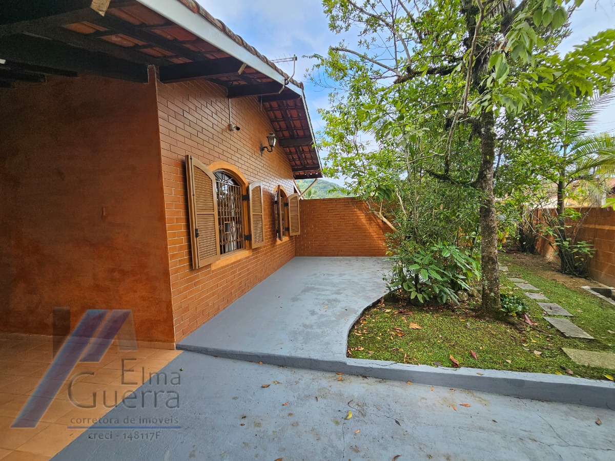 Casa à venda com 3 quartos, 200m² - Foto 15