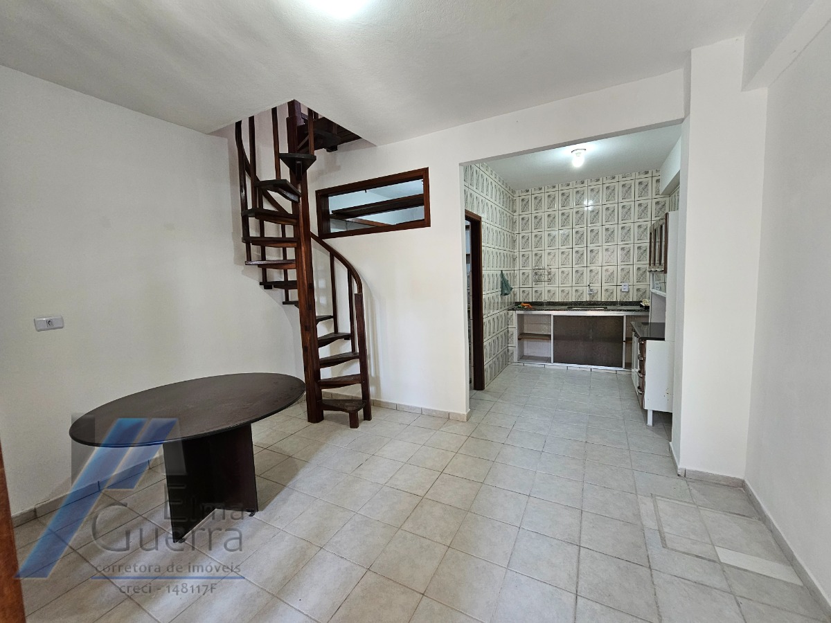 Ubatuba, Estufa II - Casa sobrado com 03 dormitórios, com terreno de 300m2.